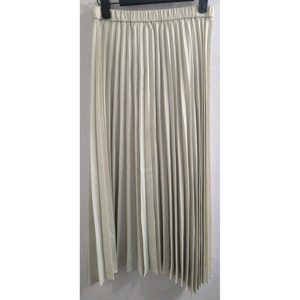 Uniqlo Satin Pleated Skirt XS Light Gray Elastic Waist Midi A-Line NWT